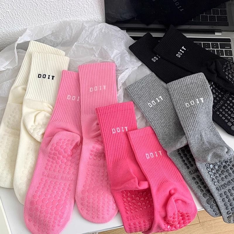 1 Pairs New Colorful Trend Spo - Sports Socks review and price